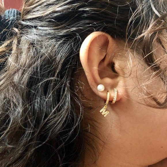 Womens Sterling Silver 14K Gold Plated Handpicked Freshwater Stud Pearl Earrings - Picture 12 of 13